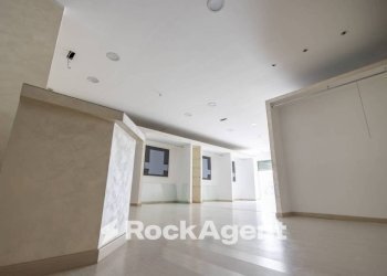 Stanza non arredata - Negozio via Risorgimento, 114, Borgia - foto 6