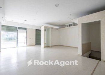 Interno non residenziale - Negozio via Risorgimento, 114, Borgia - foto 9