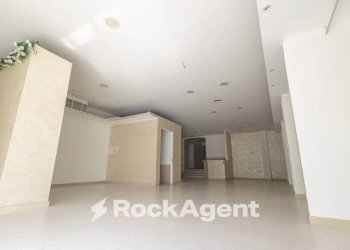 Interno non residenziale - Negozio via Risorgimento, 114, Borgia - foto 23