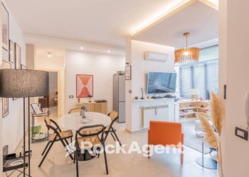 Salone - Two-room apartment via Francesco Petrarca, 141, Napoli (neighborhood Posillipo) - photo 7