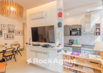 Salone - Two-room apartment via Francesco Petrarca, 141, Napoli (neighborhood Posillipo) - photo 8