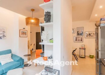 Salone - Two-room apartment via Francesco Petrarca, 141, Napoli (neighborhood Posillipo) - photo 11