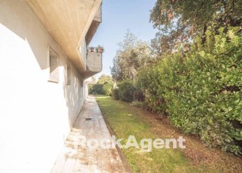 Giardino - Three-room apartment viale Primo Vere, 148, Pescara - photo 31