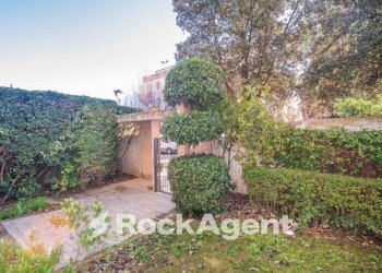 Giardino - Three-room apartment viale Primo Vere, 148, Pescara - photo 33