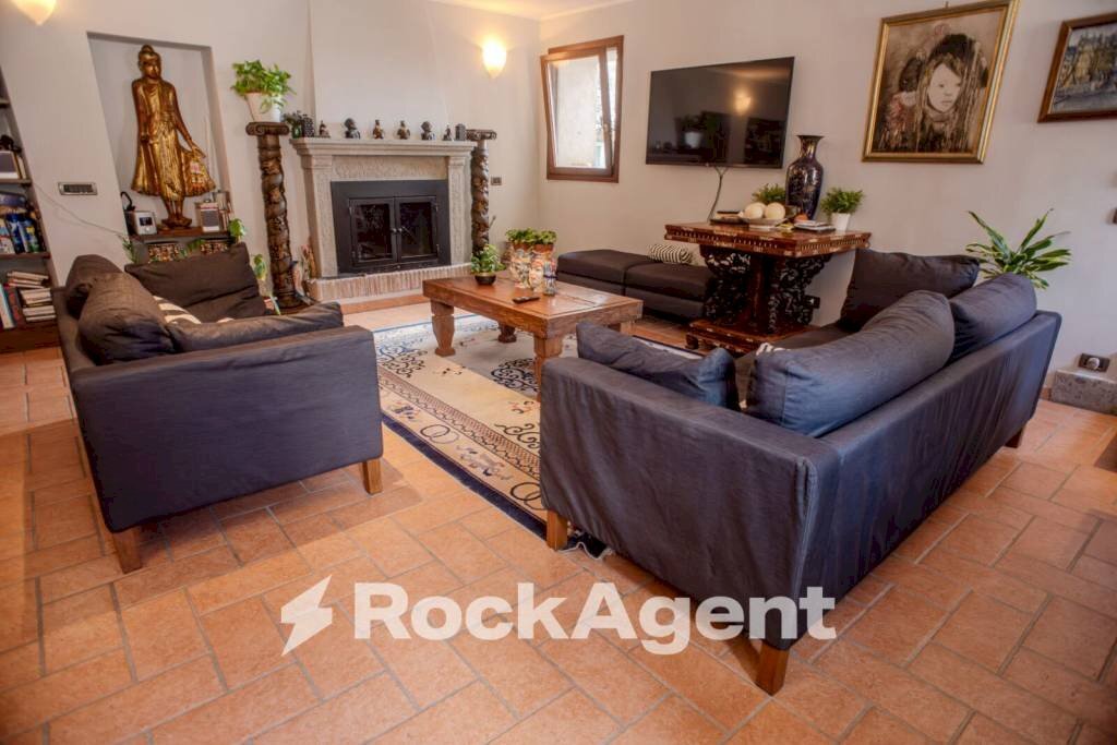 Salone - Apartment via delle Scuole, 4, Viterbo - photo 1