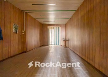 Interno palazzo - Negozio via XX Settembre, 38, Catanzaro - foto 13