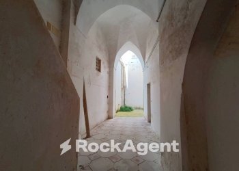 Corridoio - Stable - Palace via Giacomo Matteotti, Nardò - photo 32