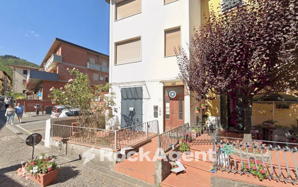 Zona - Four-room apartment via Risorgimento, 127, San Marcello Piteglio - photo 1