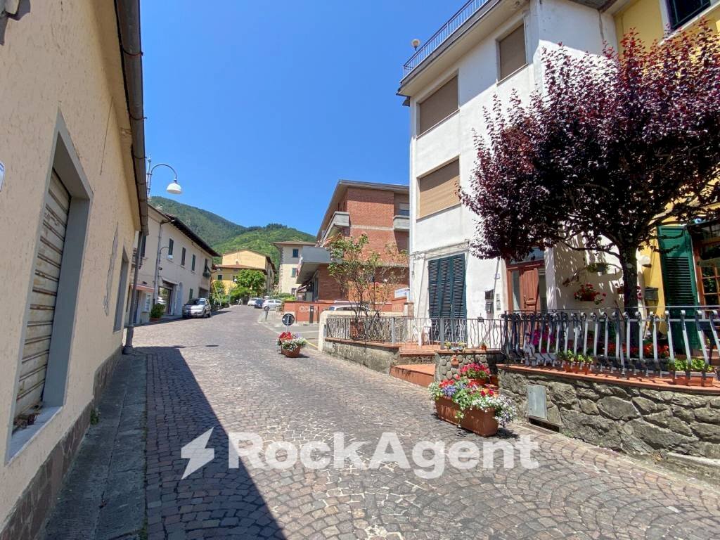 Zona - Four-room apartment via Risorgimento, 127, San Marcello Piteglio - photo 2