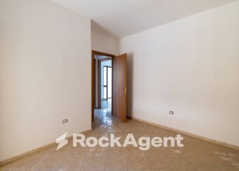 Camera da letto - Bilocale via Cavour, Nocera Terinese - foto 10