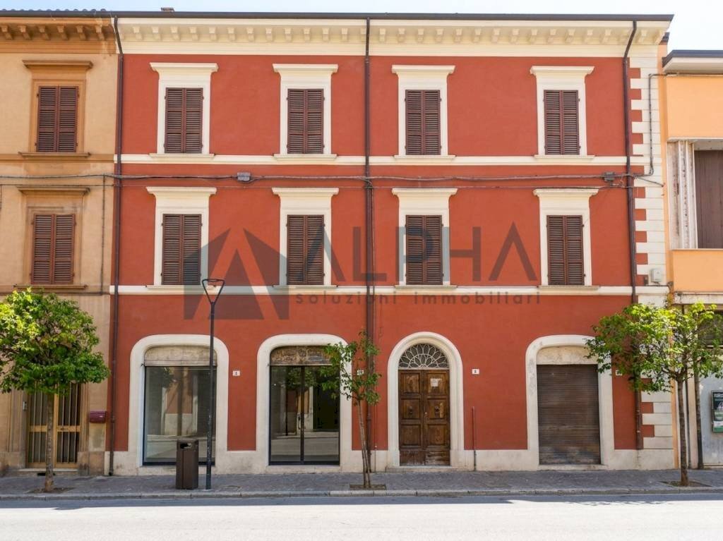 Facciata - Trilocale corso Giulio Perticari, Savignano sul Rubicone - foto 1