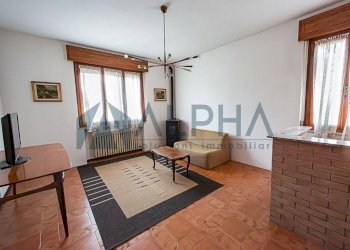 Salone - Villa via Cavo, Borgocarbonara - foto 1