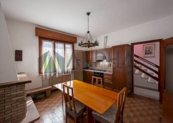 Cucina - Villa via Cavo, Borgocarbonara - foto 10