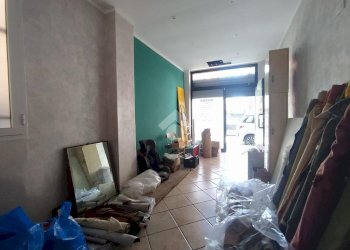 Shop Via della Libertà, Genova (neighborhood Foce) - photo 6