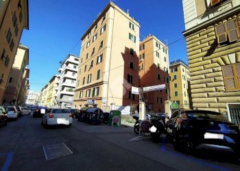 Shop Via della Libertà, Genova (neighborhood Foce) - photo 12