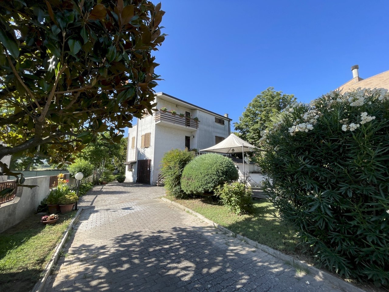 facciata - Villa Via Sibilla Aleramo 6, Cepagatti - foto 2