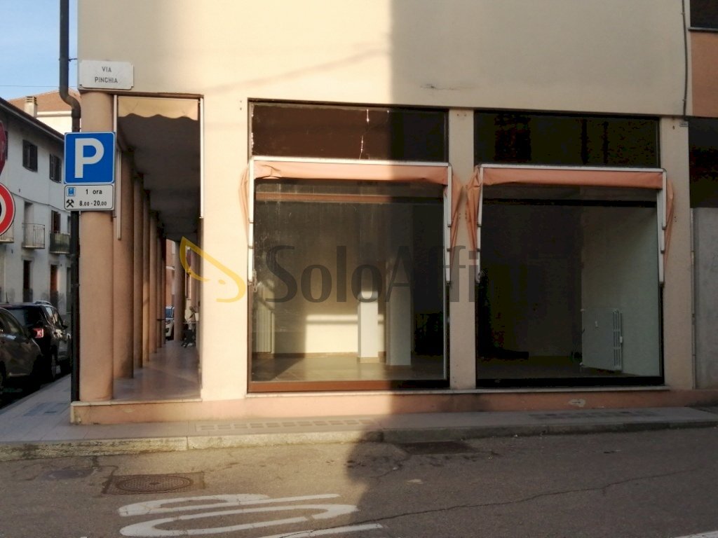 9.jpg - Commercial Premises Via Vittorio Veneto 21c, Riva Presso Chieri - photo 2