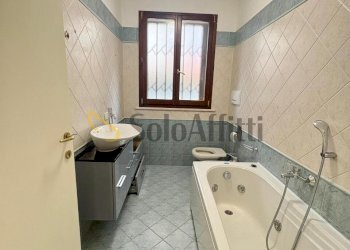 b2cdcdcc-53e6-4c72-889a-8e5752fb0915.jpg - Appartamento Via Dario Campana 81, Rimini - foto 15