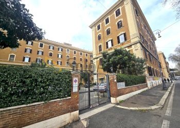 1.jpg - Appartamento Piazza di Santa Croce in Gerusalemme 1, Roma - foto 1