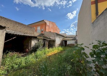 1 - Casa indipendente Uta - foto 1