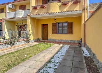 1.jpg - Villa a Schiera Uta - foto 1