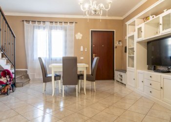 3.jpg - Villa a Schiera Uta - foto 3