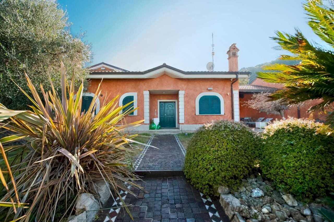 WhatsApp Image 2025-12-19 at 18.01.59 (1).jpeg - Independent house Via padre antonio rocchi  30, Grottaferrata - photo 3