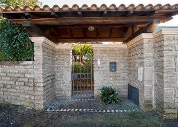 WhatsApp Image 2025-12-19 at 18.01.57.jpeg - Independent house Via padre antonio rocchi  30, Grottaferrata - photo 8