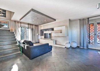 WhatsApp Image 2025-12-19 at 18.03.49 (3).jpeg - Independent house Via padre antonio rocchi  30, Grottaferrata - photo 13