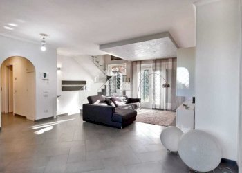 WhatsApp Image 2025-12-19 at 18.03.49 (2).jpeg - Independent house Via padre antonio rocchi  30, Grottaferrata - photo 14