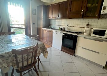 IMG_8276.jpg - Quadrilocale Corso Casale 311, Torino (zona Sassi) - foto 5