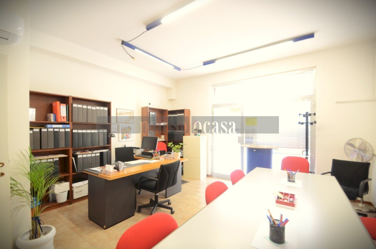 LOCALE COMMERCIALE - Commercial Premises Via San Bartolomeo 999, Perugia - photo 3