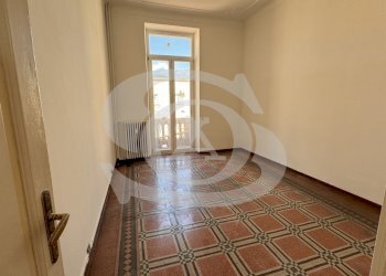 IMG_6958.jpg - Quadrilocale Via Vittorio Veneto 5, Ventimiglia - foto 2