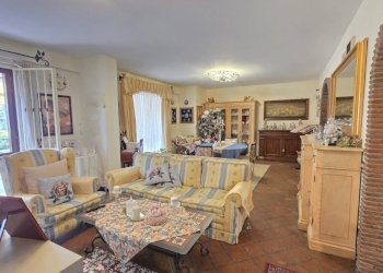 WhatsApp Image 2026-03-25 at 11.26.34 (1).jpeg - Villa Aci Castello - photo 6