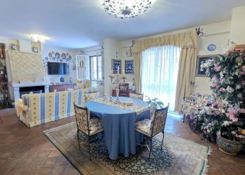 WhatsApp Image 2026-03-25 at 11.26.34 (2).jpeg - Villa Aci Castello - photo 23