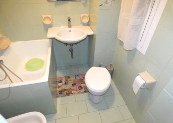 P1170255.JPG - Appartamento Via Agostino Castelli, Genova (zona Sampierdarena) - foto 17