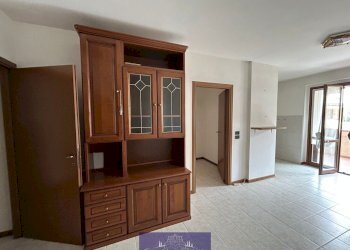 WhatsApp Image 2026-03-27 at 12.02.36.jpeg - Appartamento Via Tifariti, Lastra a Signa - foto 1