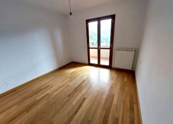 camera da letto - Four-room apartment Via Poggiole, Vernio - photo 16
