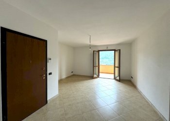 sala - Four-room apartment Via Poggiole, Vernio - photo 9