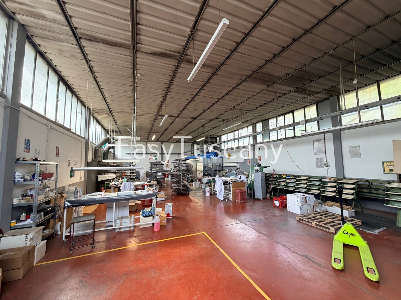 image00015.jpeg - Commercial Premises Via di Piaggiori 40, Capannori - photo 2