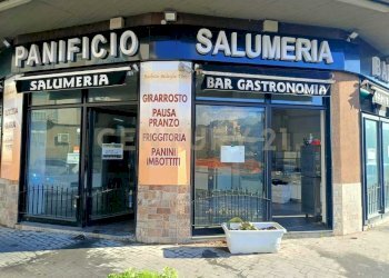 1.jpg - Commercial Premises Viale delle Medaglie D'Oro 88, Catania - photo 1