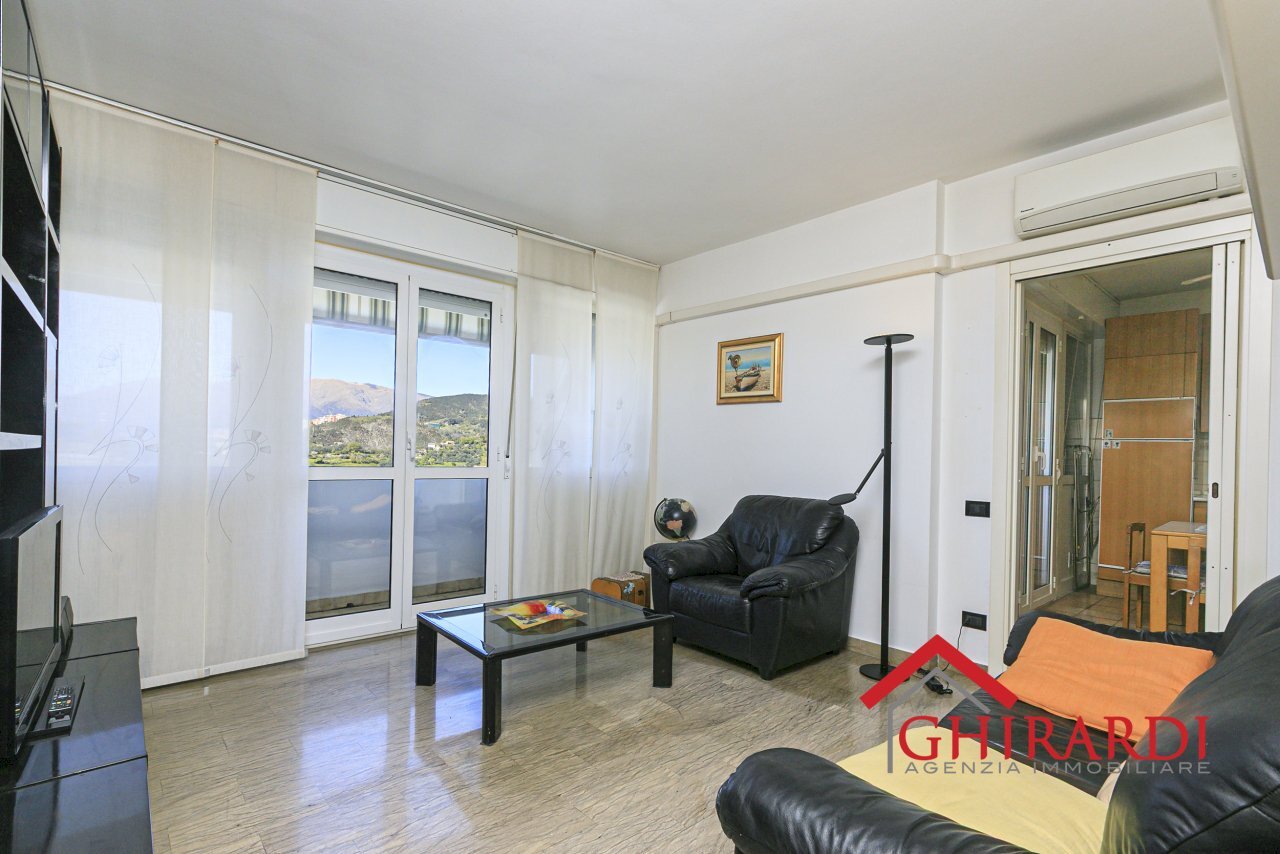 2.0 SALA.jpg - Appartamento VIA CESARE PAVESE 4B, Genova (zona Prà) - foto 2