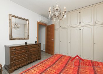 4.4 CAMERA1.jpg - Appartamento VIA CESARE PAVESE 4B, Genova (zona Prà) - foto 14