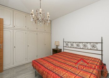 4.5 CAMERA1.jpg - Appartamento VIA CESARE PAVESE 4B, Genova (zona Prà) - foto 15