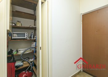 7.0 RIPOSTIGLIO.jpg - Appartamento VIA CESARE PAVESE 4B, Genova (zona Prà) - foto 24