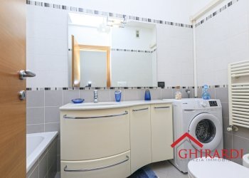 9.0 BAGNO1.jpg - Appartamento VIA CESARE PAVESE 4B, Genova (zona Prà) - foto 26