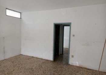 IMG-20260402-WA0015.jpg - Locale Commerciale Via Gorizia 25, Trento - foto 3