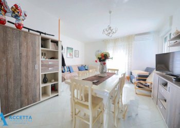 cucina - Appartamento Via Giovanni Borraccino 8, Taranto - foto 8