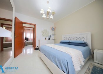 camera da letto - Appartamento Via Giovanni Borraccino 8, Taranto - foto 11