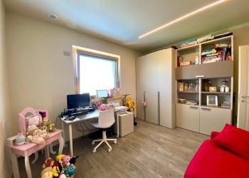 014.jpg - Villa Località Coste Baraccone 5, Serravalle Langhe - foto 15